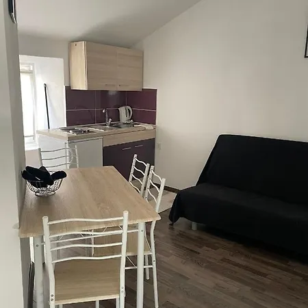 Studio Apartman Bety Apartment